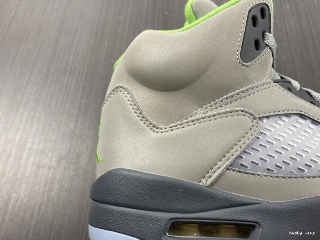 Cheap Husky Bean DM9014-003 (2022) Green Jordan Retro 5 0819
